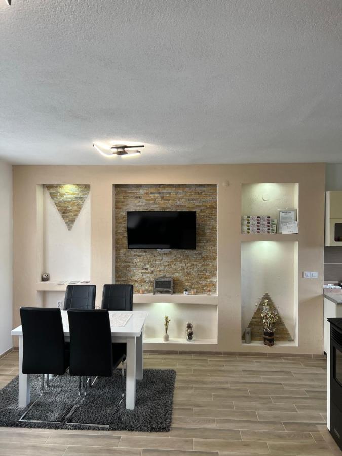 Vacation Home Danilo ชาเบลียค ภายนอก รูปภาพ