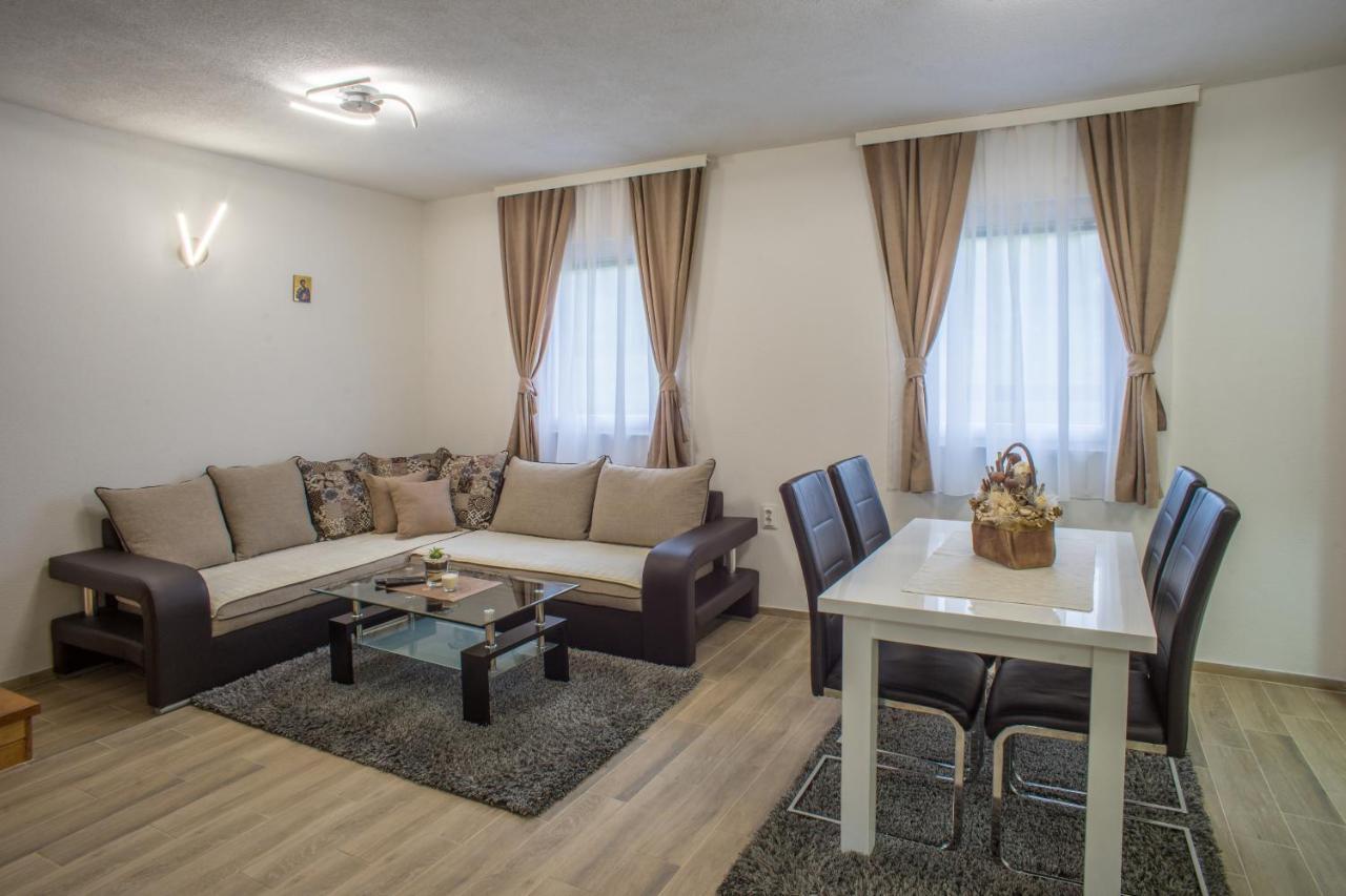 Vacation Home Danilo ชาเบลียค ภายนอก รูปภาพ