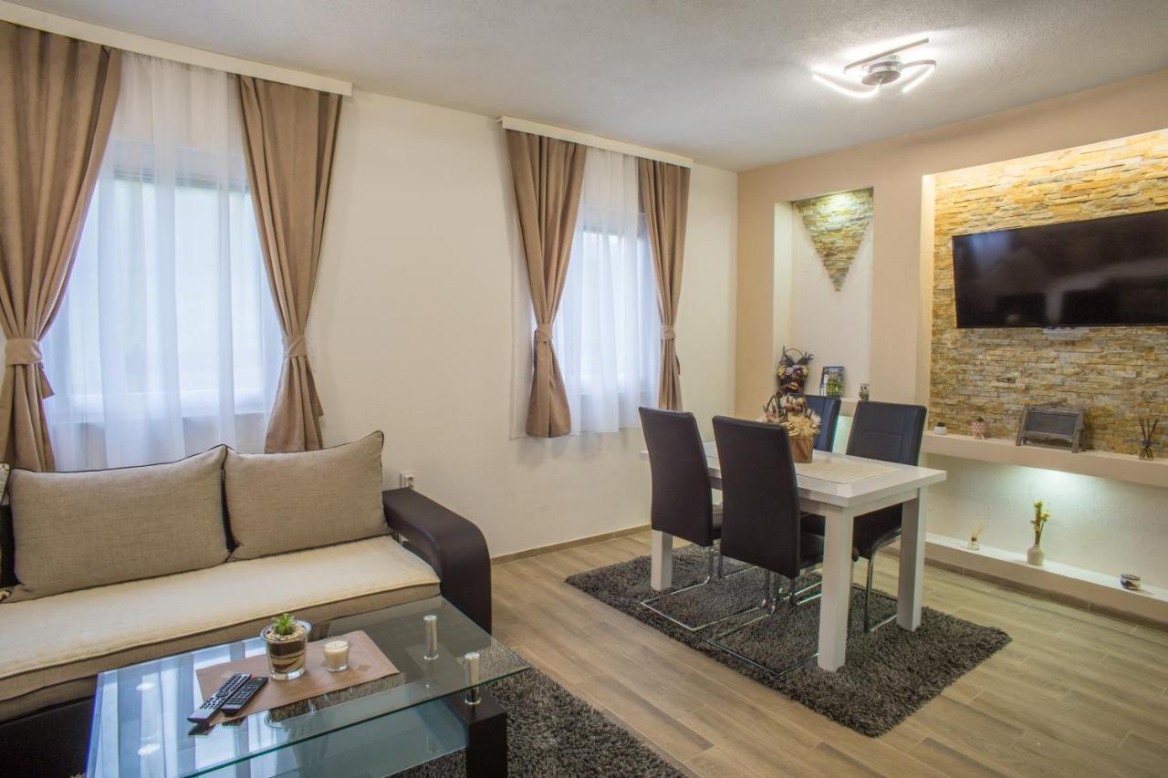 Vacation Home Danilo ชาเบลียค ภายนอก รูปภาพ